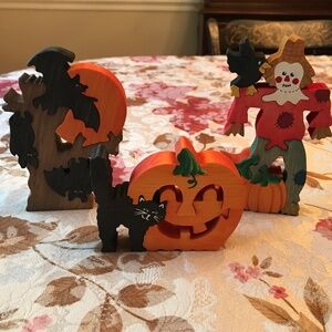 3 Halloween Wooden Puzzles Decor